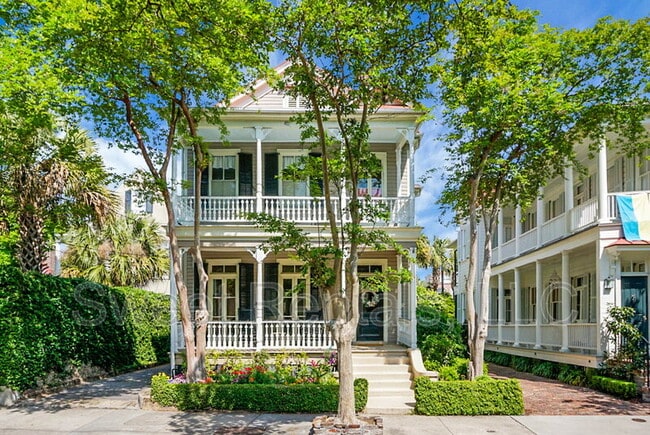 Building Photo - 6 Wentworth St