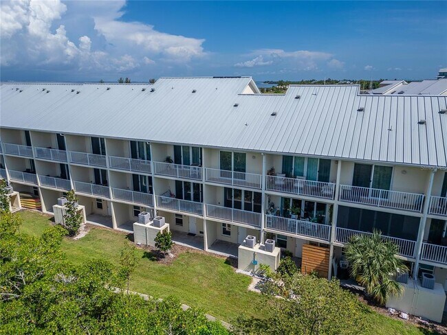 Building Photo - 3266 Mangrove Point Dr