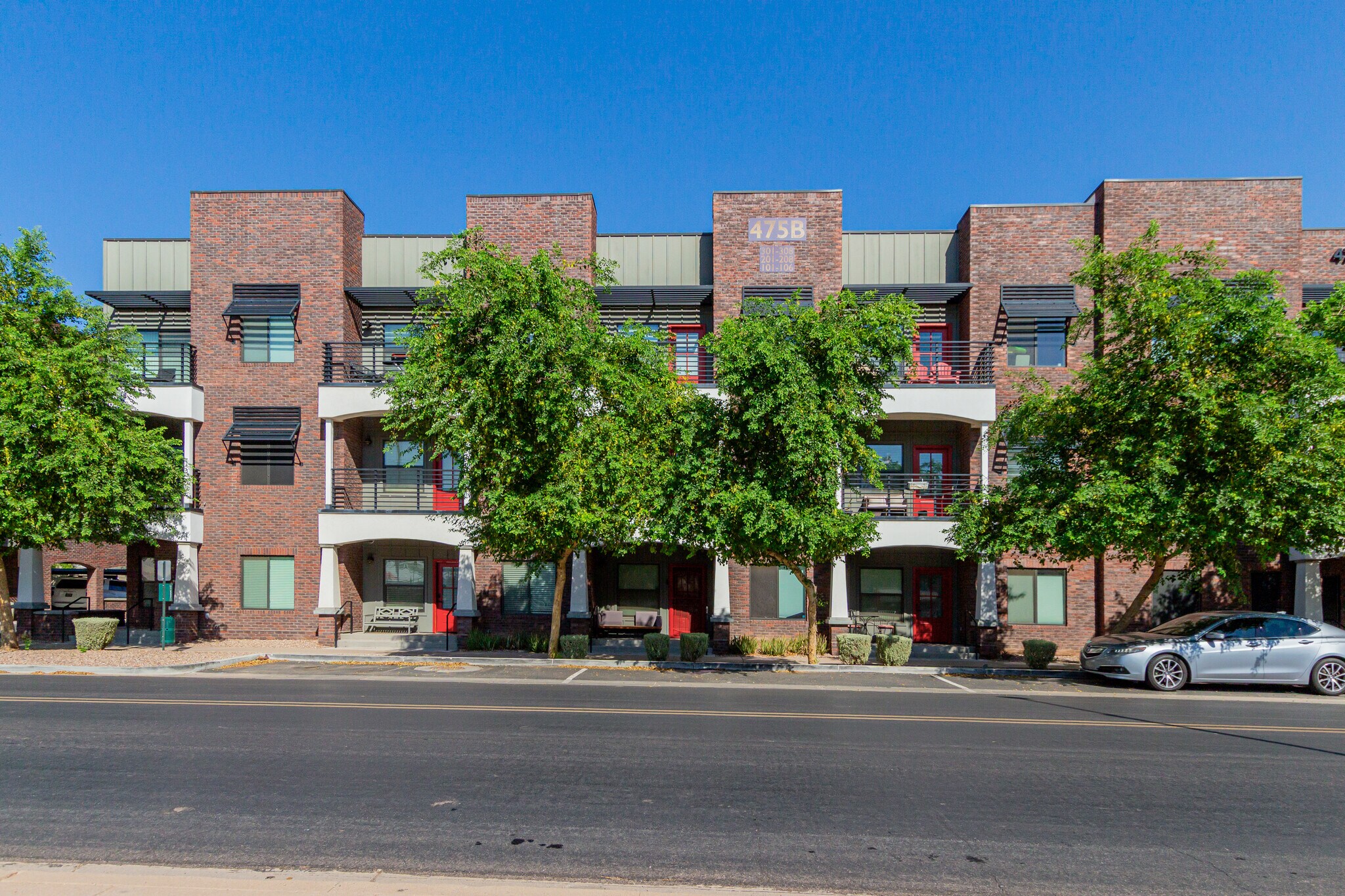 Building Photo - 475 N 9th St