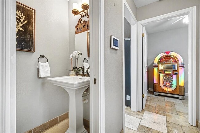 Building Photo - 3022 Addie Ln