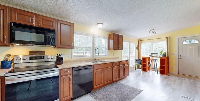 Building Photo - 2513 Cobb Dail Rd