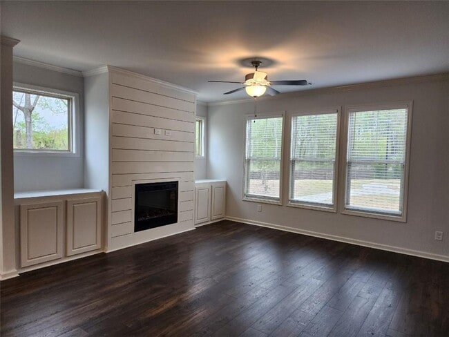 Building Photo - 5553 Shallow Branch Dr