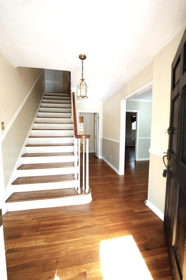 Building Photo - Available Now!