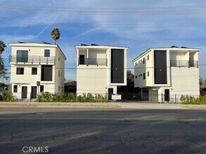 Building Photo - 11453 W Victory Blvd