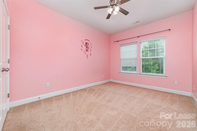 Building Photo - 3004 Fallondale Rd