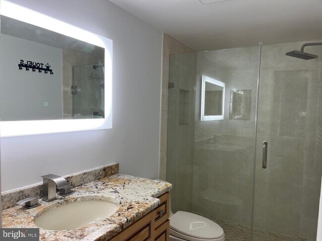 Building Photo - 1800 Old Meadow Rd