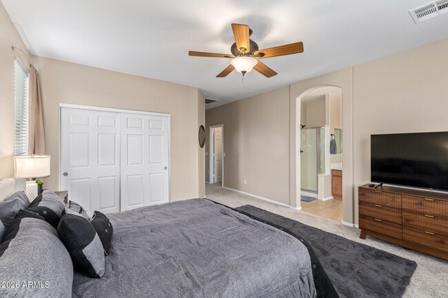 Building Photo - 3143 S Southwind Dr