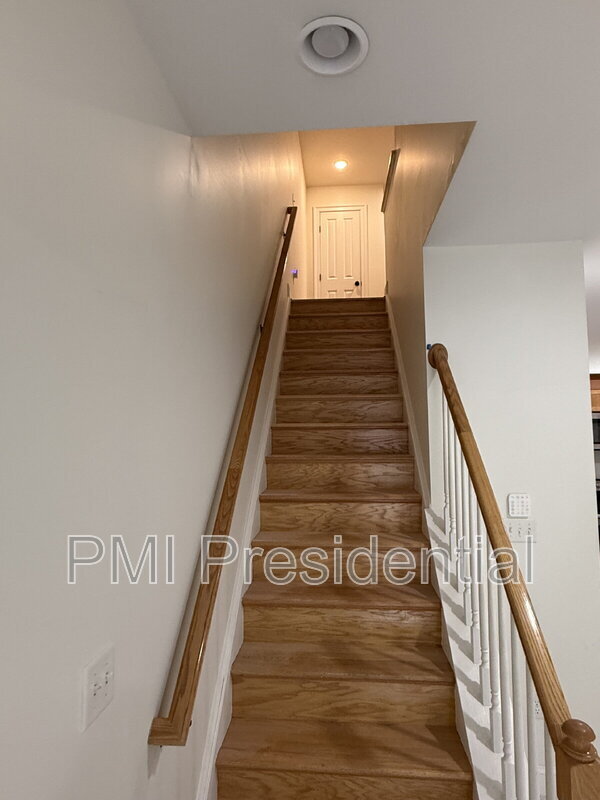 Building Photo - 1107 N 27th St
