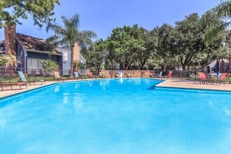 Building Photo - Casa Paz Apartments