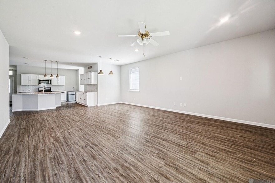 Building Photo - 13622 Bellacosa Ave