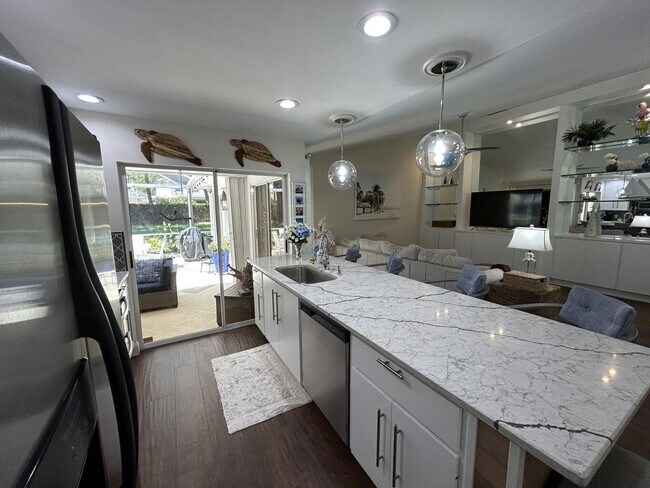 Building Photo - 7204 Geminata Oak Ct