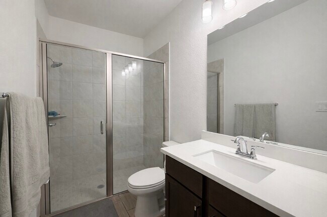 Building Photo - 30926 Vintage Crk Ln