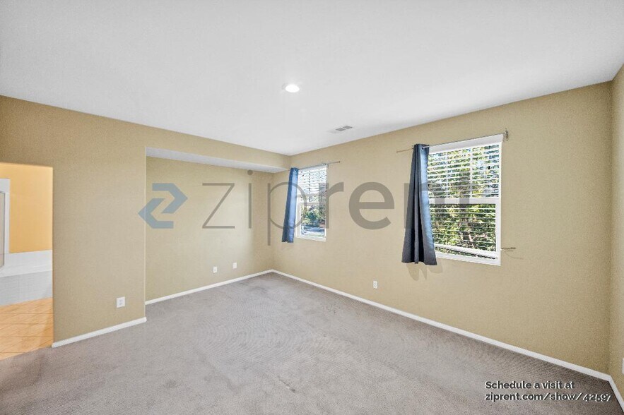 Building Photo - 24162 Willowbrooke Ct