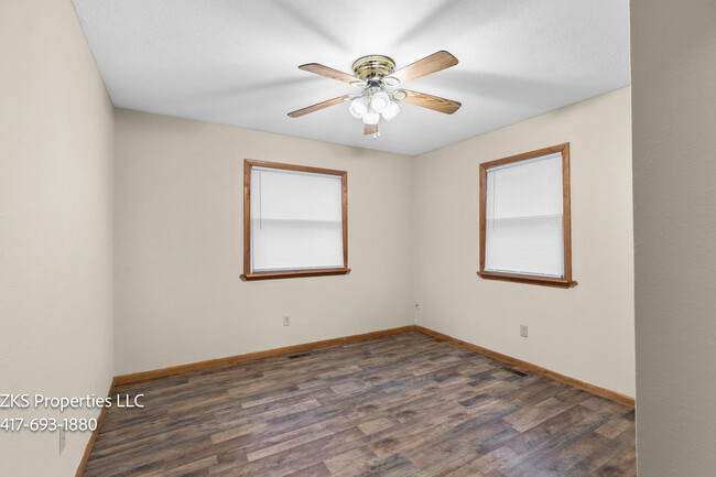 Bedroom 1 - 2224 W Bodeb St