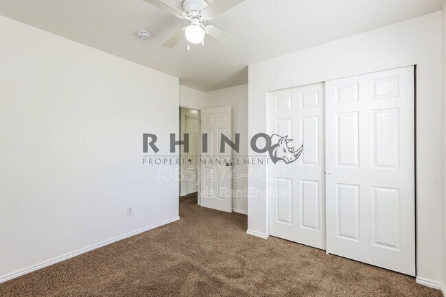 Building Photo - 7708 S Swordsman Cv