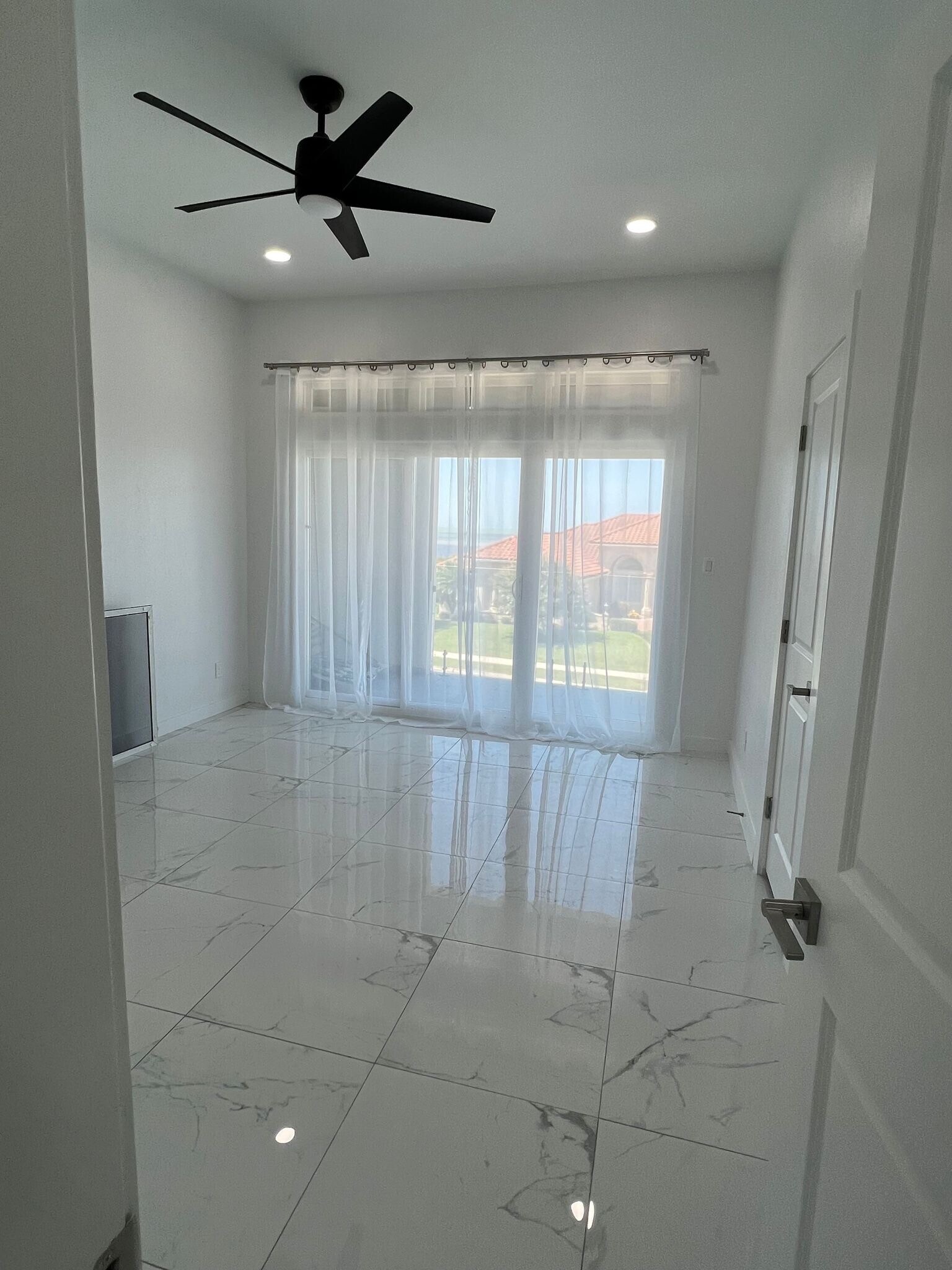 Building Photo - 154 Oleander Dr