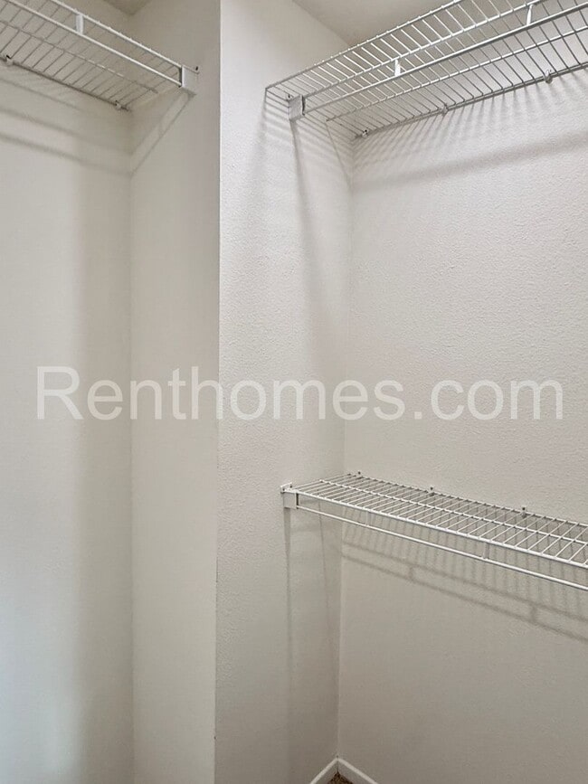 Building Photo - 12710 Via Nieve