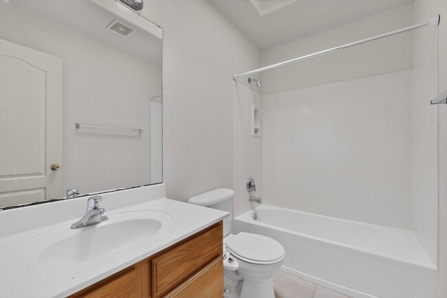 Building Photo - 6512 Los Pueblos Pl NW