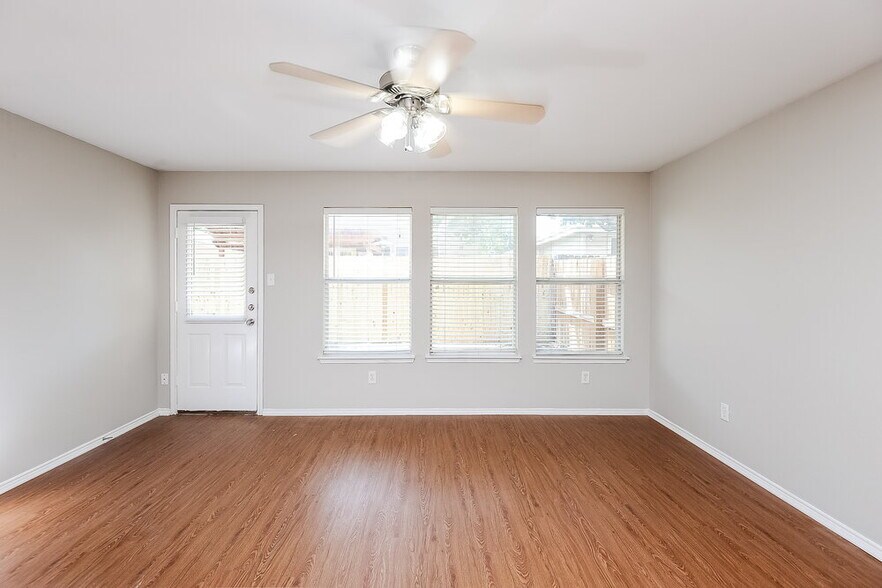 Building Photo - 2325 Northway