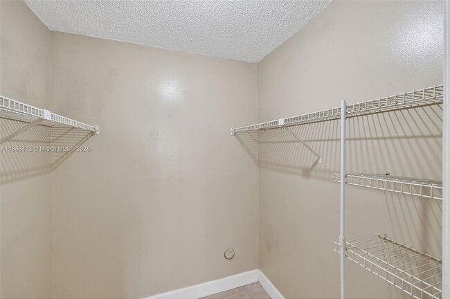 Building Photo - 7421 SW 152nd Ave