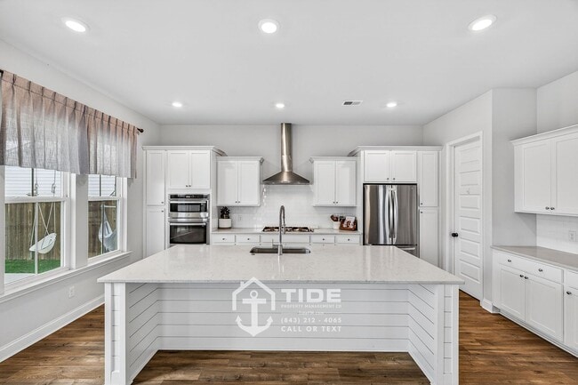 Building Photo - Private Retreat with Modern Upgrades