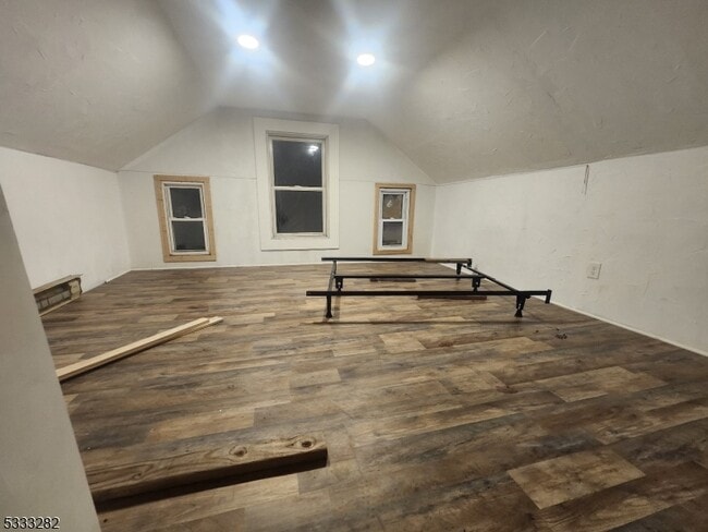 Building Photo - 20 Adams St