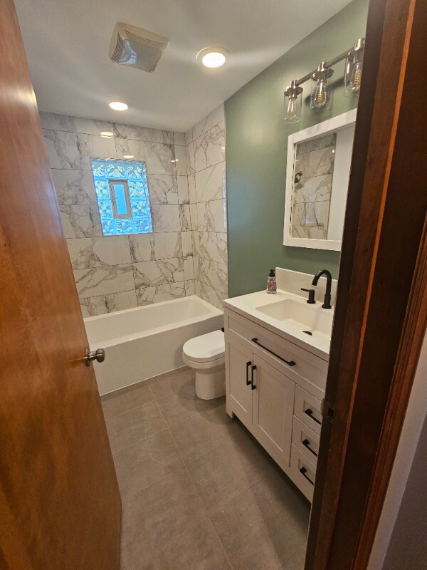 Building Photo - 1221 Methyl St