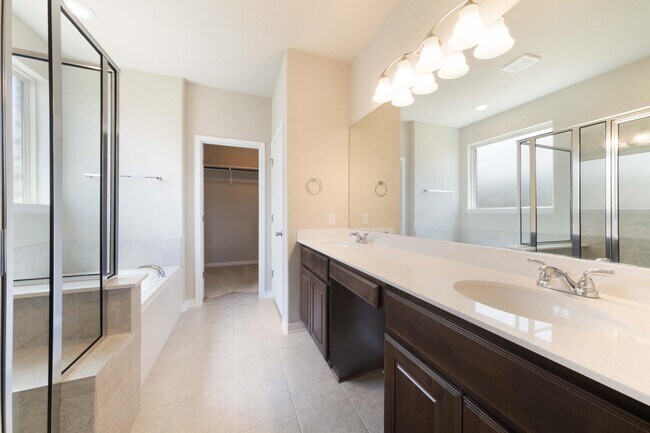 Building Photo - 20921 Brooklynn Melissa Dr