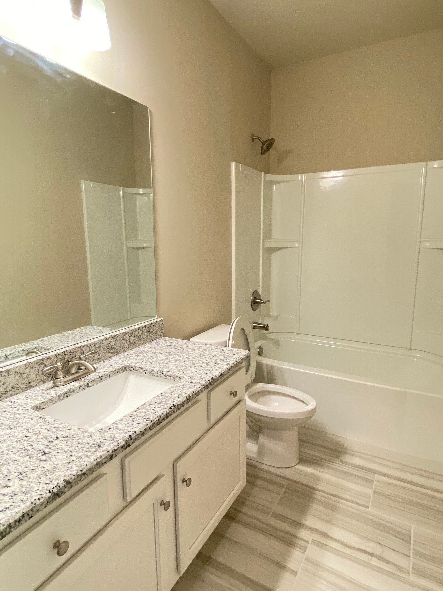 Building Photo - 2844 Weyhill Trl