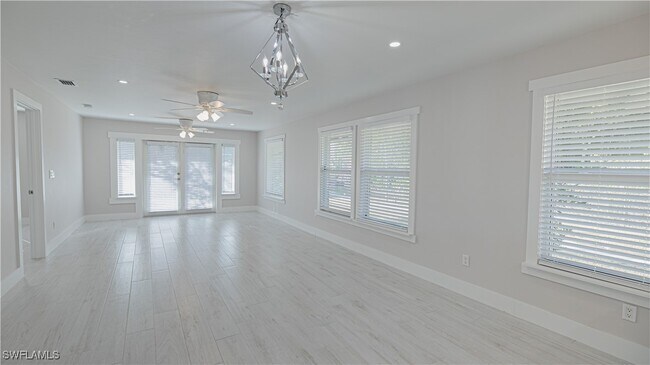 Building Photo - 2836 Arbutus St