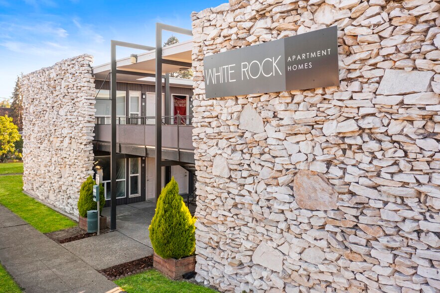 Primary Photo - White Rock Apartments