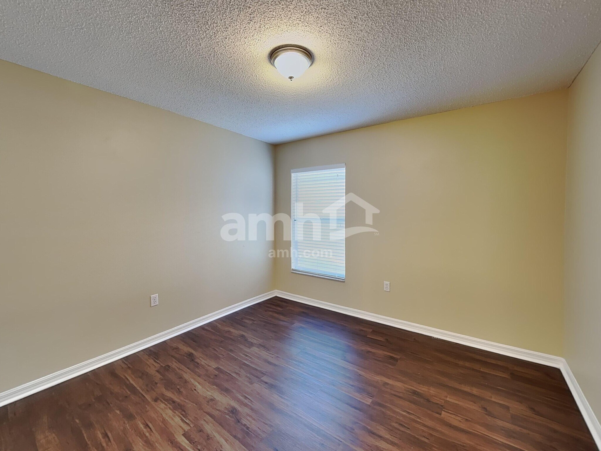 Building Photo - 7831 Chadwick Dr