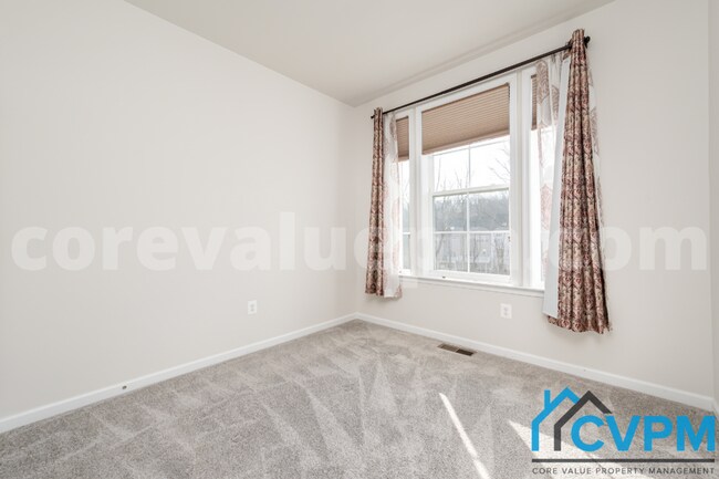 Building Photo - 7772 Willow Oak Ct
