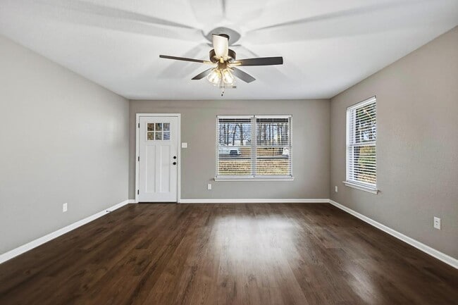 Building Photo - 8908 Teetwood Rd