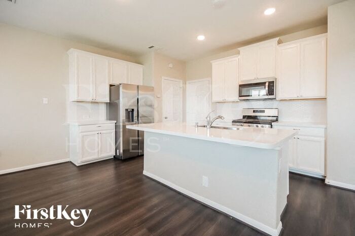 Building Photo - 9822 Copper Ranch Trail