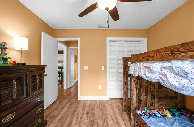 Building Photo - 28 River Trail Dr