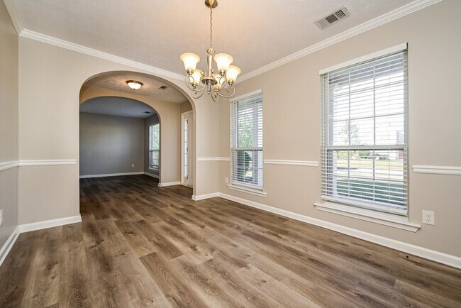 Building Photo - 413 Grove Park Dr