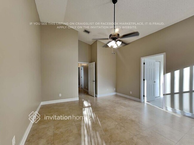 Building Photo - 18216 SW 4th St