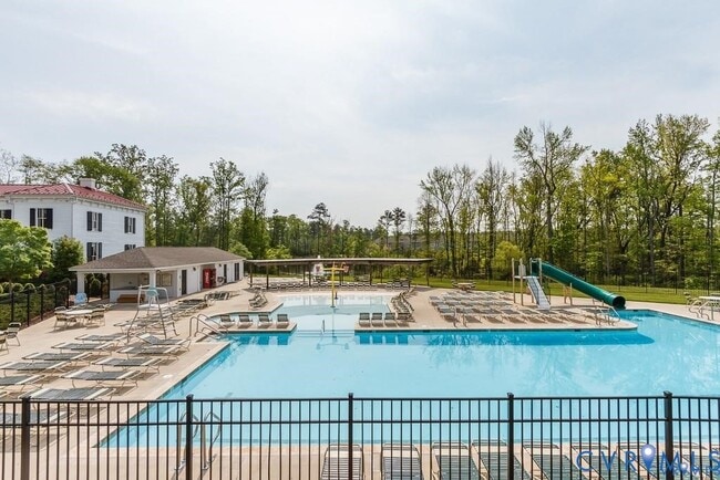 Building Photo - 8090 Manton Ct