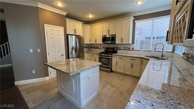 Building Photo - 6848 Baby Jade Ct