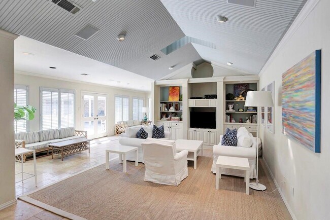 Building Photo - 5508 Candlewood Dr