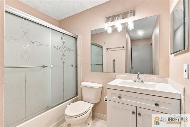 Building Photo - 119 Griggs Pl