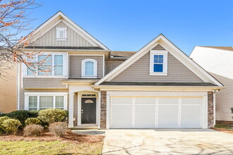 Building Photo - 3352 Briaroak Dr