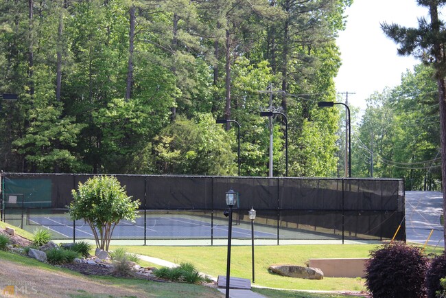 Building Photo - 1137 Magnolia Dr