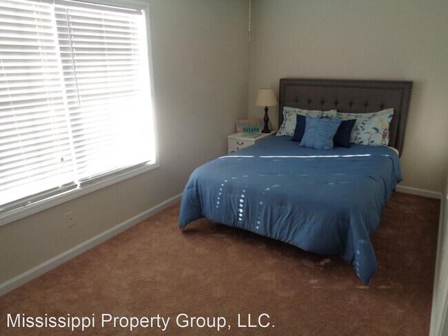 Building Photo - 3 br, 3 bath House - 1602 Jackson Avenue W...