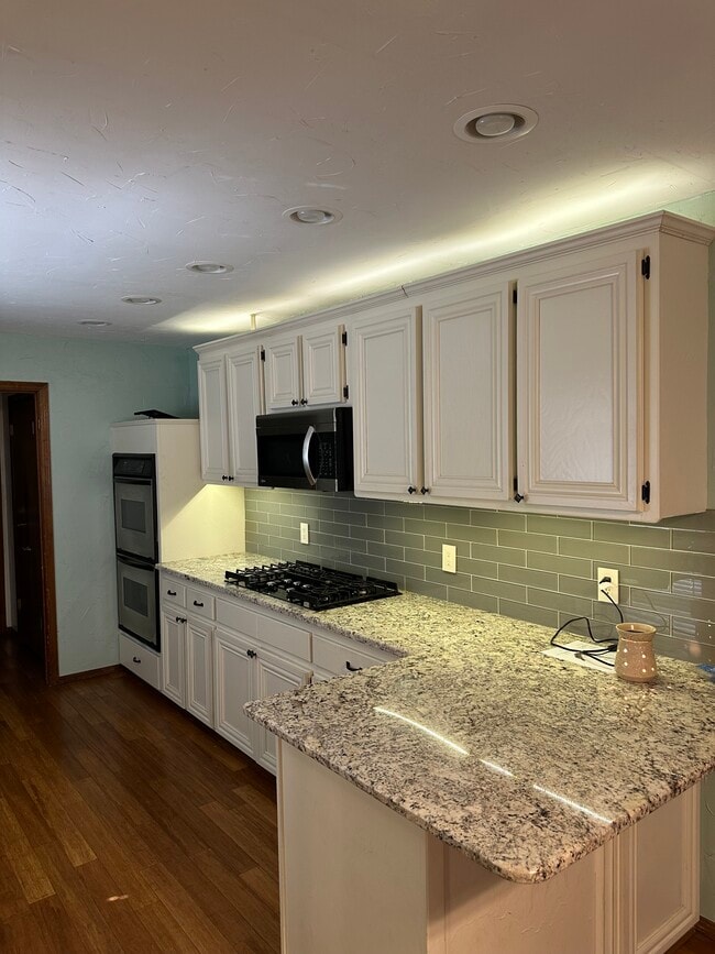 Building Photo - 17600 Durbin Park Rd