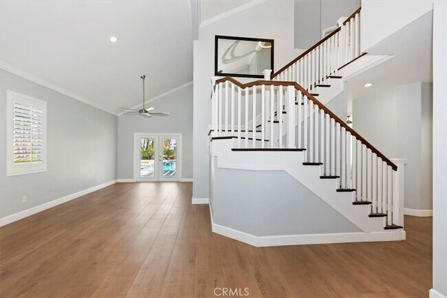 Building Photo - 2446 Cll Bienvenida