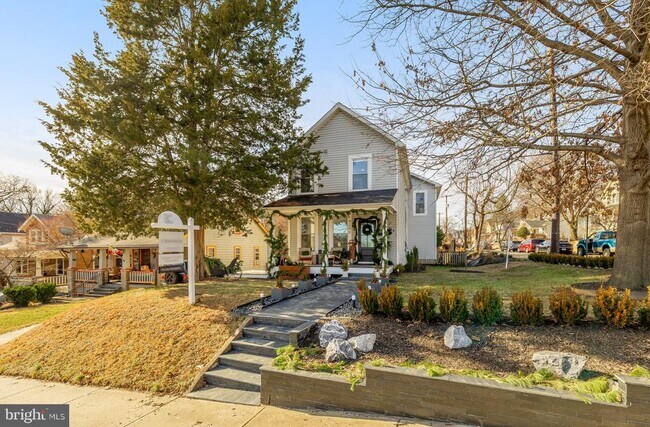 Building Photo - 4240 34th St