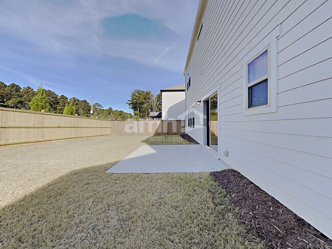 Building Photo - 5760 Arbor Green Cir