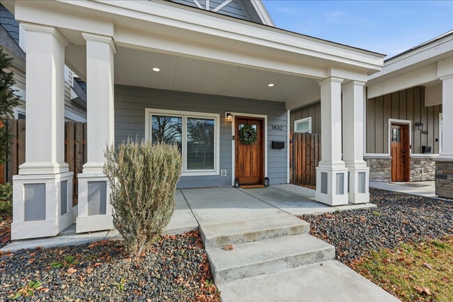 Building Photo - 1434 S Euclid Ave